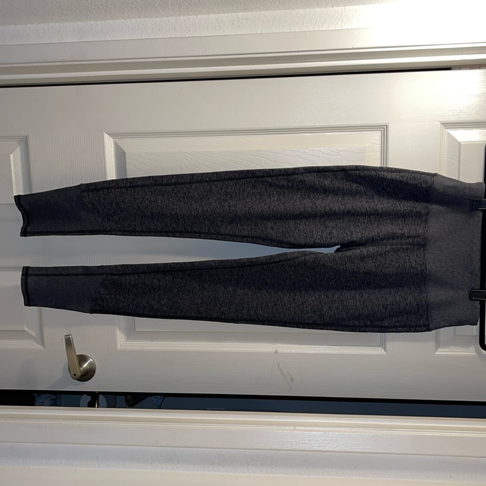 Pre-Owned Women’s Alo Leggings Size Large